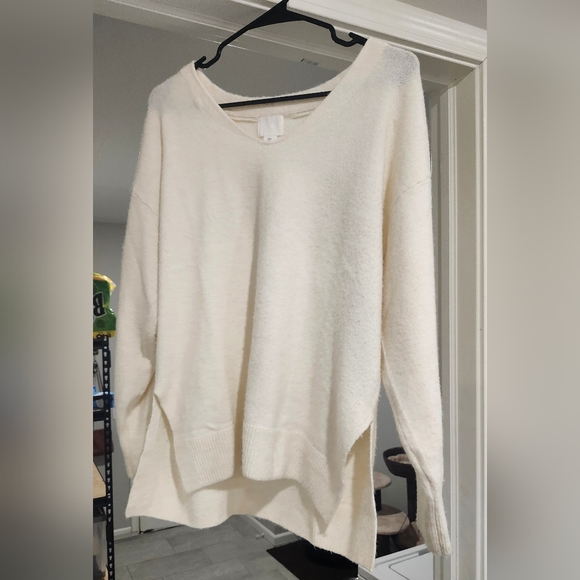 H&M Women's v-neck sweater, off-white, S - Picture 1 of 3
